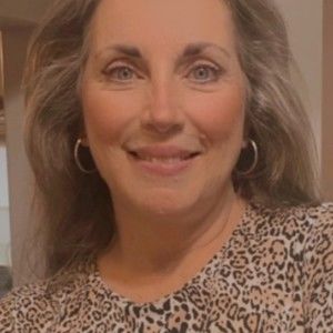 Meet your Posher, Vicky